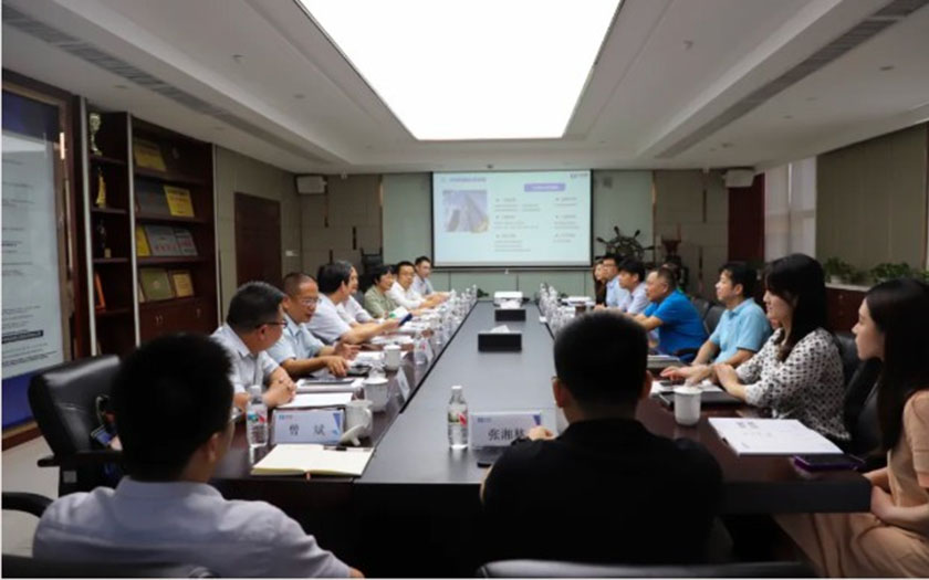 廣東省建筑設(shè)計研究院有限公司黨委書記、董事長曾憲川一行到訪中信恒泰